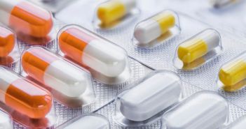 Umsatz von Bayer stabil, aber Ergebnis im dritten Quartal rückläufig Bayer bestätigt Ausblick für 2023 trotz rückläufigem (Foto: AdobeStock - okskaz 587064214)