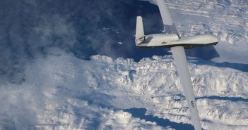 Triton überzeugt mit Navigation in rauer arktischer Umgebung MQ-4C Triton demonstriert erfolgreiche Navigation in der (Foto: Northrop Grumman)