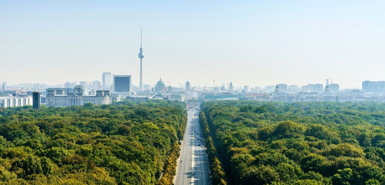 Neukölln ergreift Maßnahmen gegen ungenehmigt vermietete Wohnungen im (Foto: AdobeStock - marcus_hofmann - 122998518)