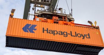 Echtzeit-IoT-Tracking von Hapag-Lloyd steigert Transparenz und Planbarkeit globaler (Foto: AdobeStock - VanderWolf Images - 308942844)